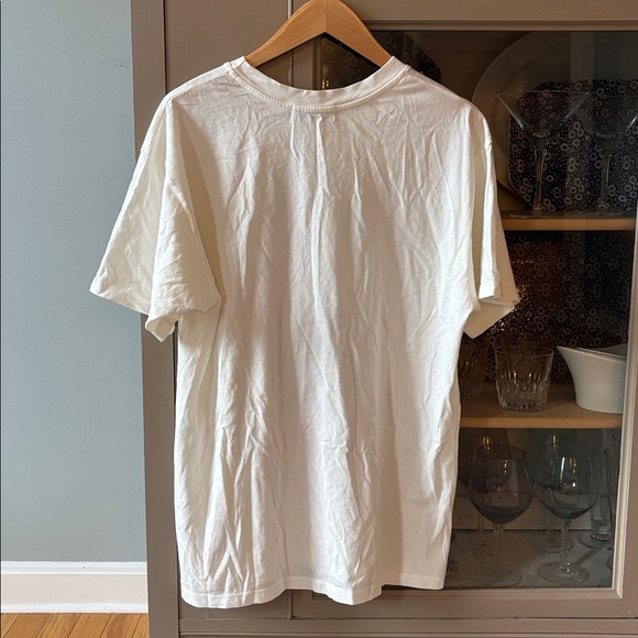 NWOT Daydreamer Johnny Cash Guitar Weekend Graphic Tee in Vintage White, size L - Picture 9 of 11